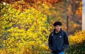 麻豆学生传媒在线观看：最新内容、精彩瞬间与热门视频全掌握！
